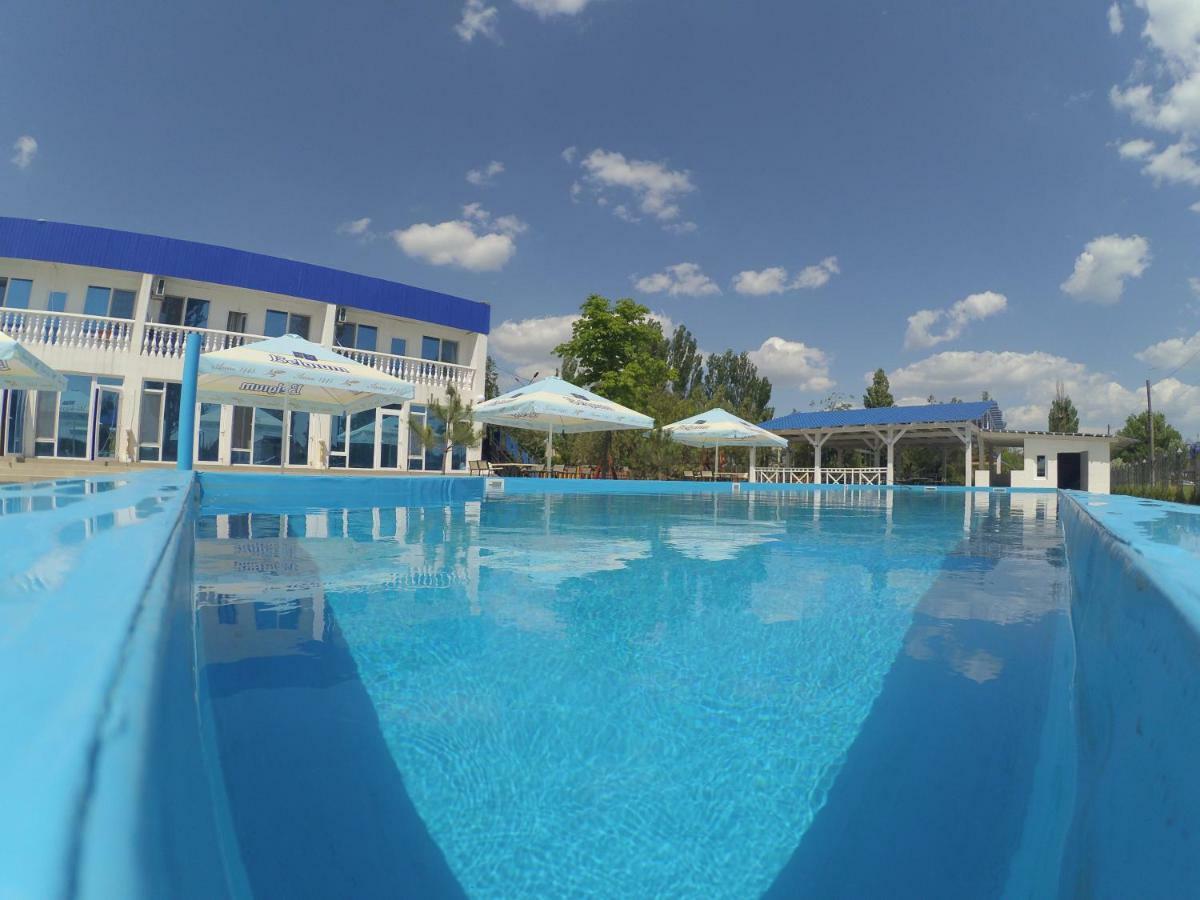 فندق Marmaris Skadovsʼk المظهر الخارجي الصورة