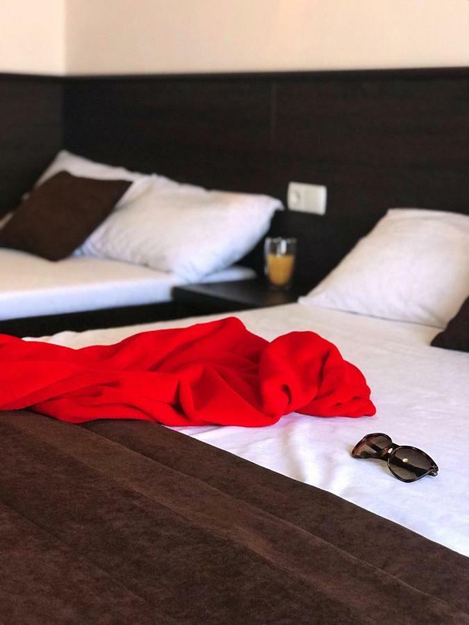فندق Marmaris Skadovsʼk المظهر الخارجي الصورة